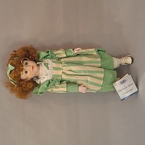 Heritage Mint Ltd Collection Porcelain Doll 1989